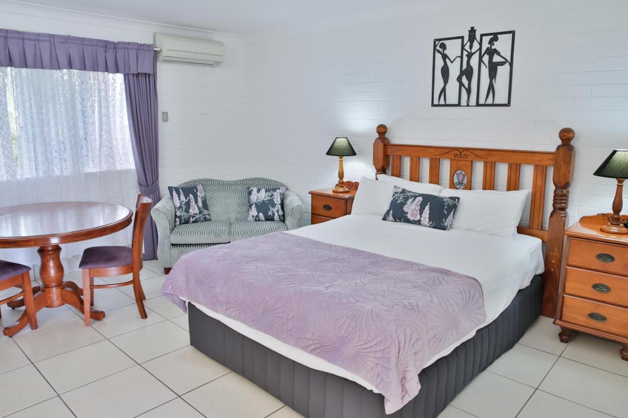 Central Park Motel Rockhampton Esterno foto