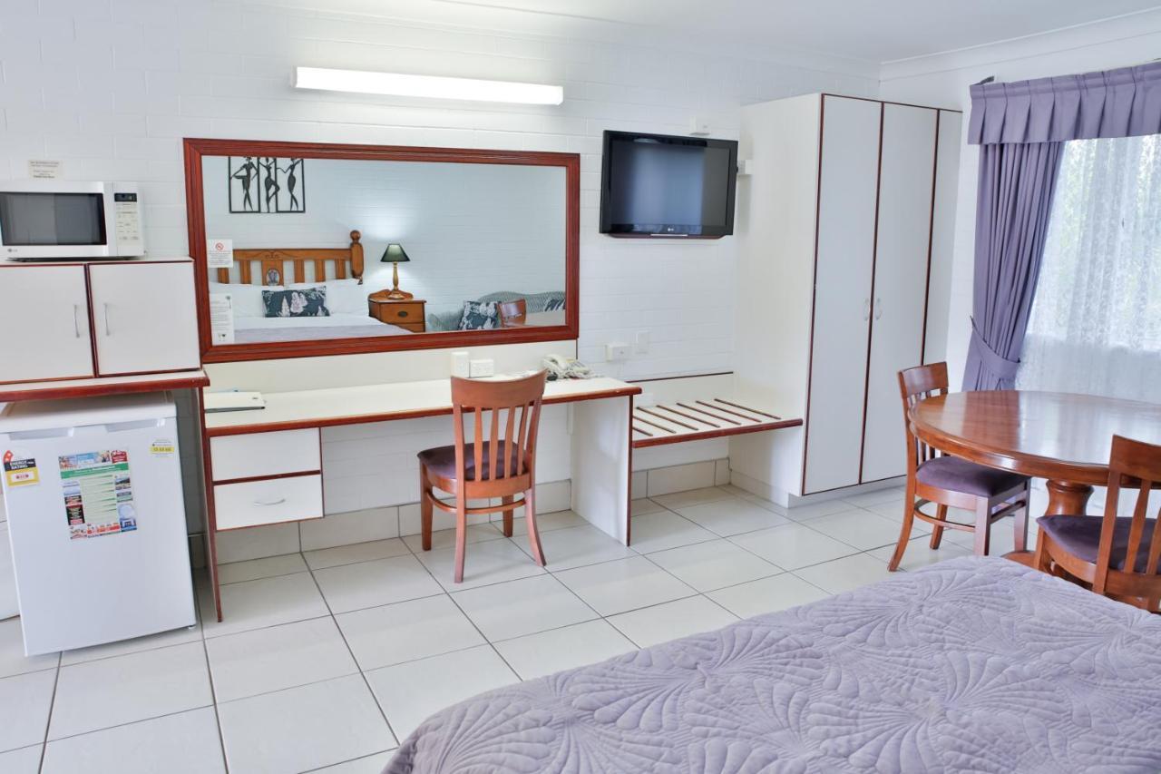 Central Park Motel Rockhampton Esterno foto