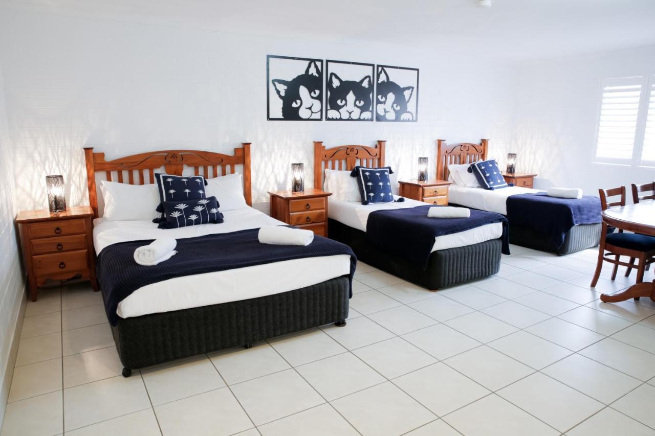 Central Park Motel Rockhampton Esterno foto