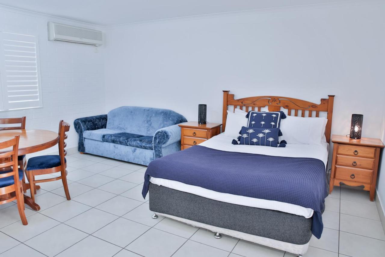 Central Park Motel Rockhampton Esterno foto