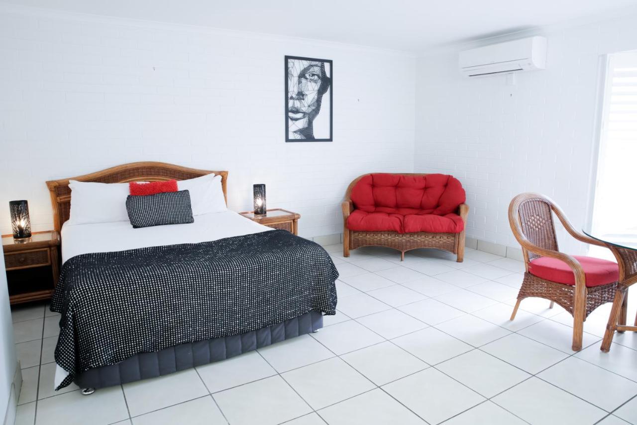 Central Park Motel Rockhampton Esterno foto