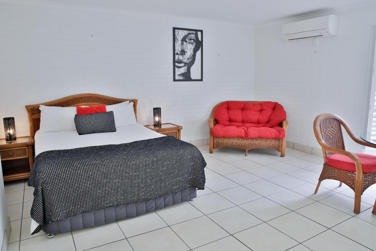 Central Park Motel Rockhampton Esterno foto