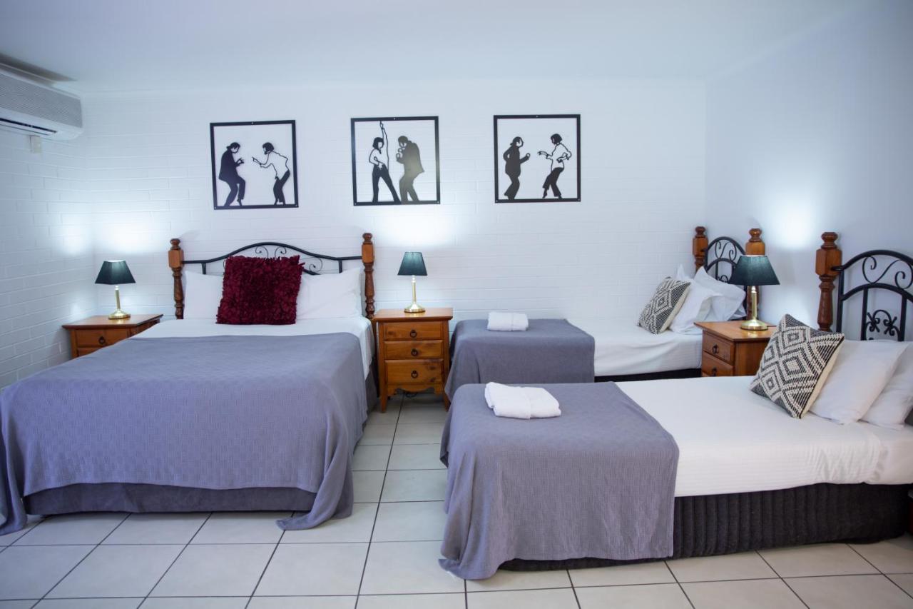 Central Park Motel Rockhampton Esterno foto