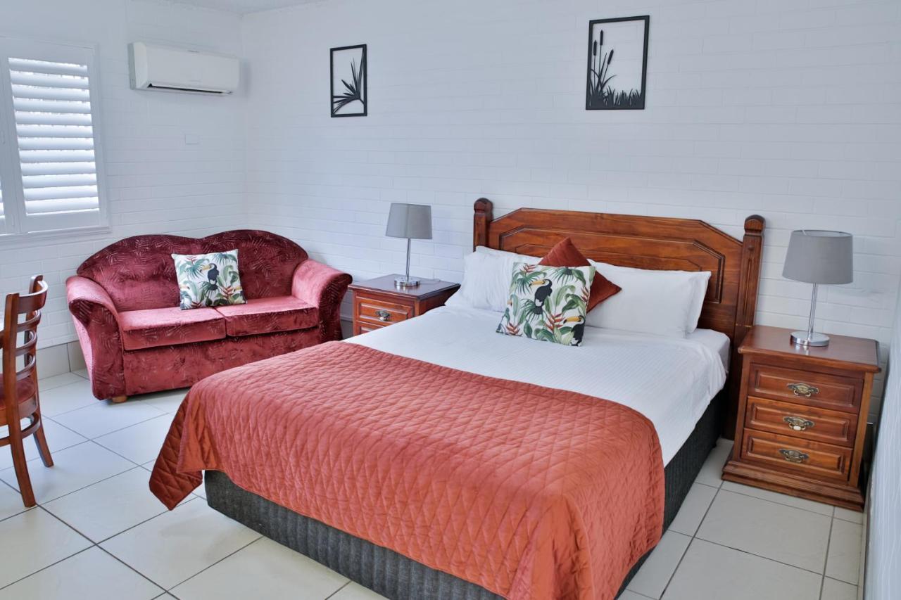 Central Park Motel Rockhampton Esterno foto