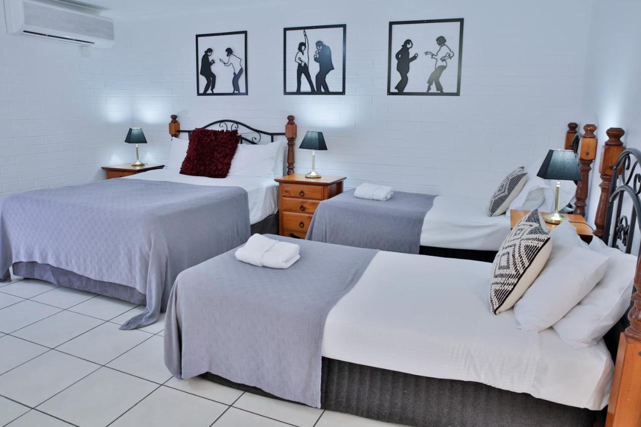 Central Park Motel Rockhampton Esterno foto