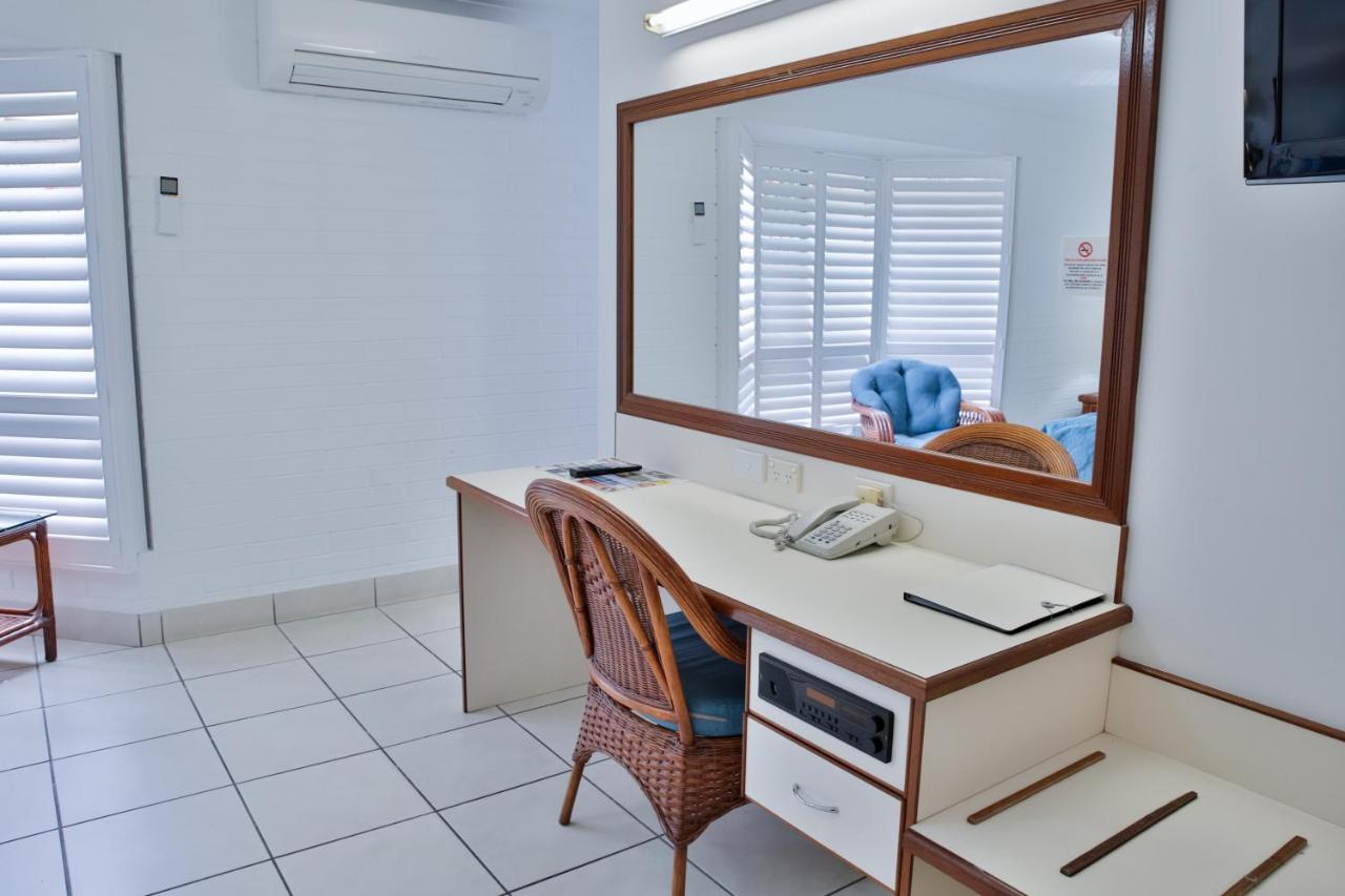 Central Park Motel Rockhampton Esterno foto