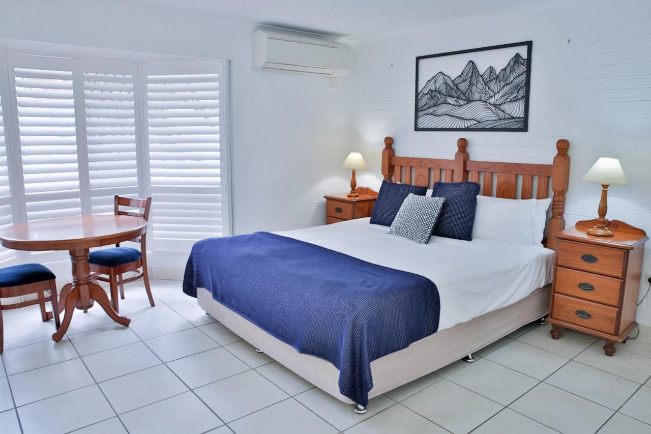 Central Park Motel Rockhampton Esterno foto