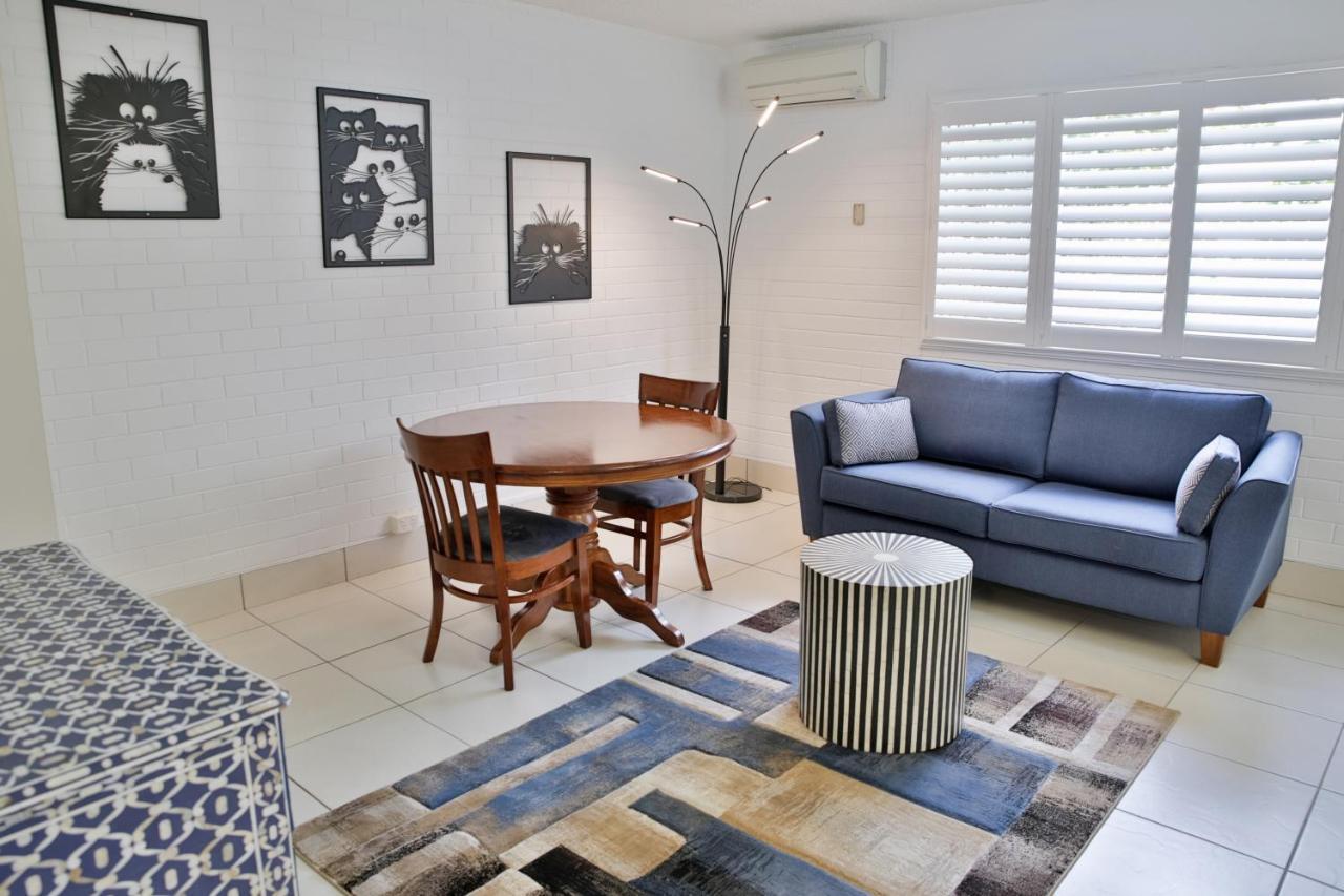 Central Park Motel Rockhampton Esterno foto